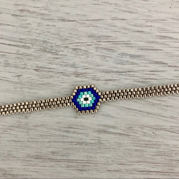 Gorgeous Handmade Ojito Bracelet - Picture 3 of 5